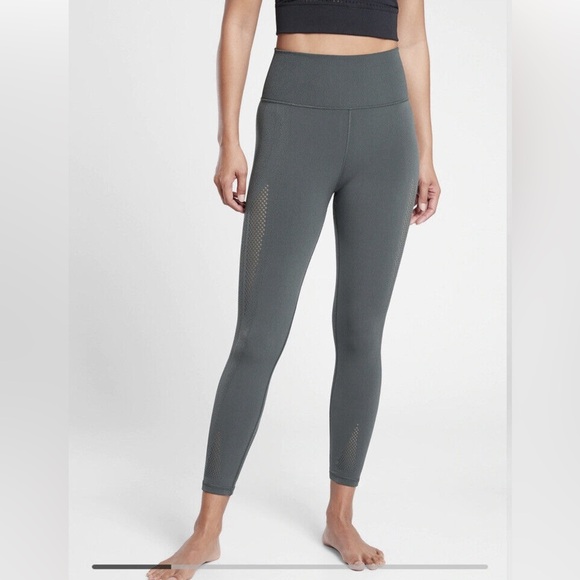 Athleta Mudra 7/8 Tight leggings in Anthracite‎ Grey Size S/M - Picture 1 of 12